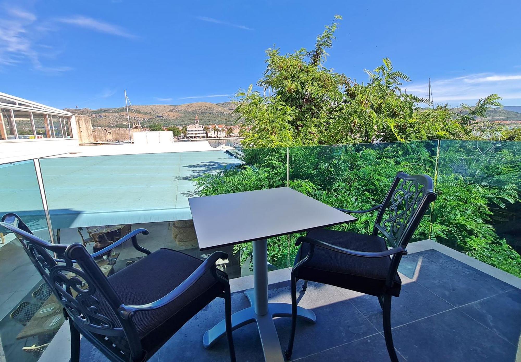 Azzurro Luxury Rooms Трогир Экстерьер фото